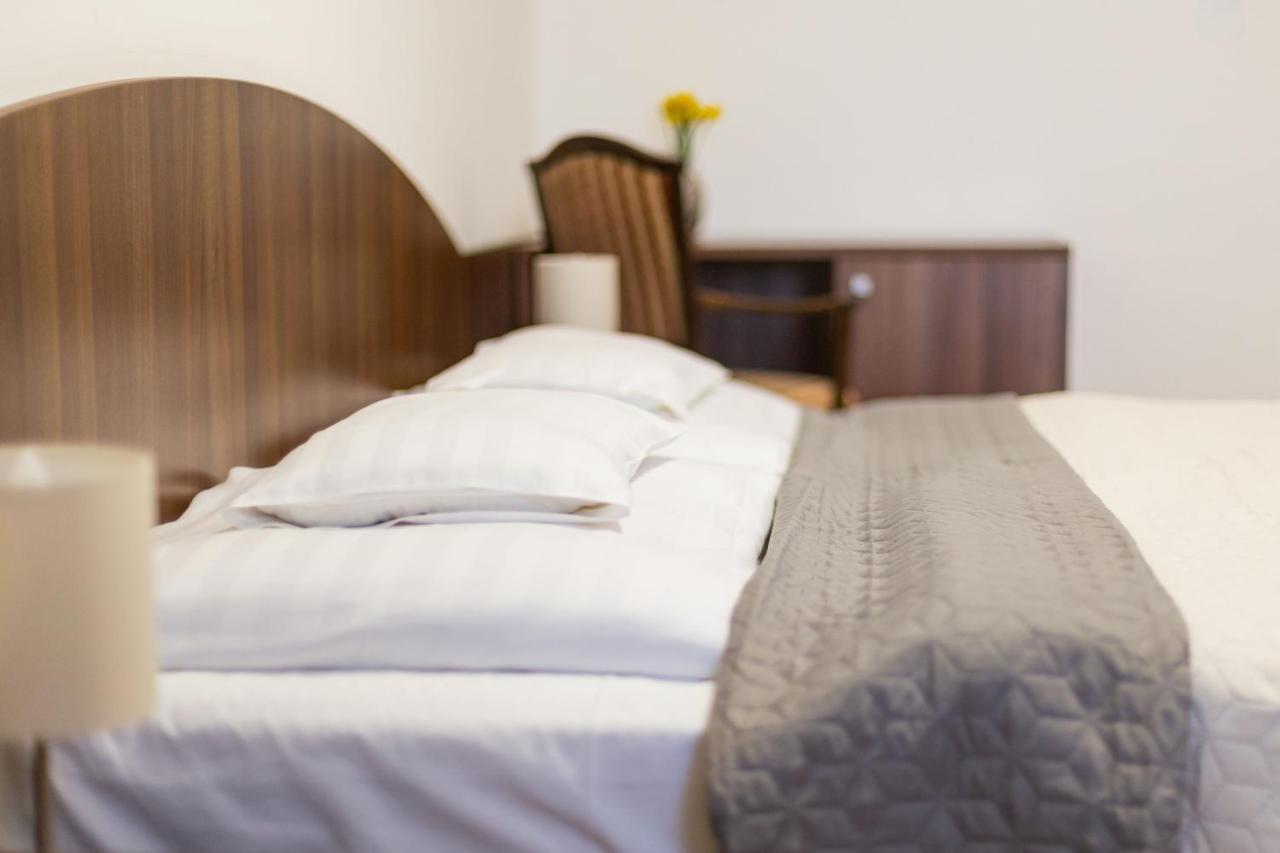 Tercia Hubertus Panzio Bed and Breakfast Sopron Eksteriør billede