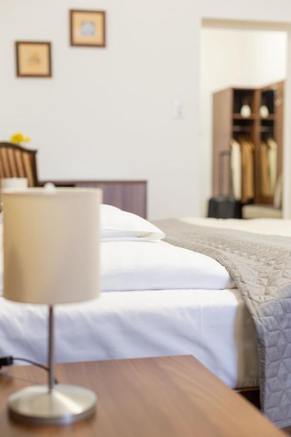 Tercia Hubertus Panzio Bed and Breakfast Sopron Eksteriør billede